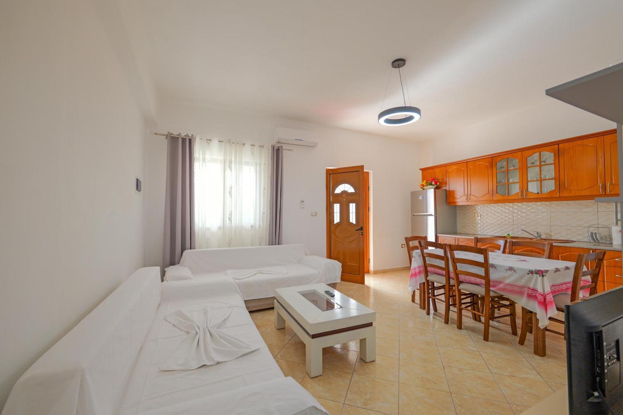 Brahimi Guest House Ksamil Exterior foto
