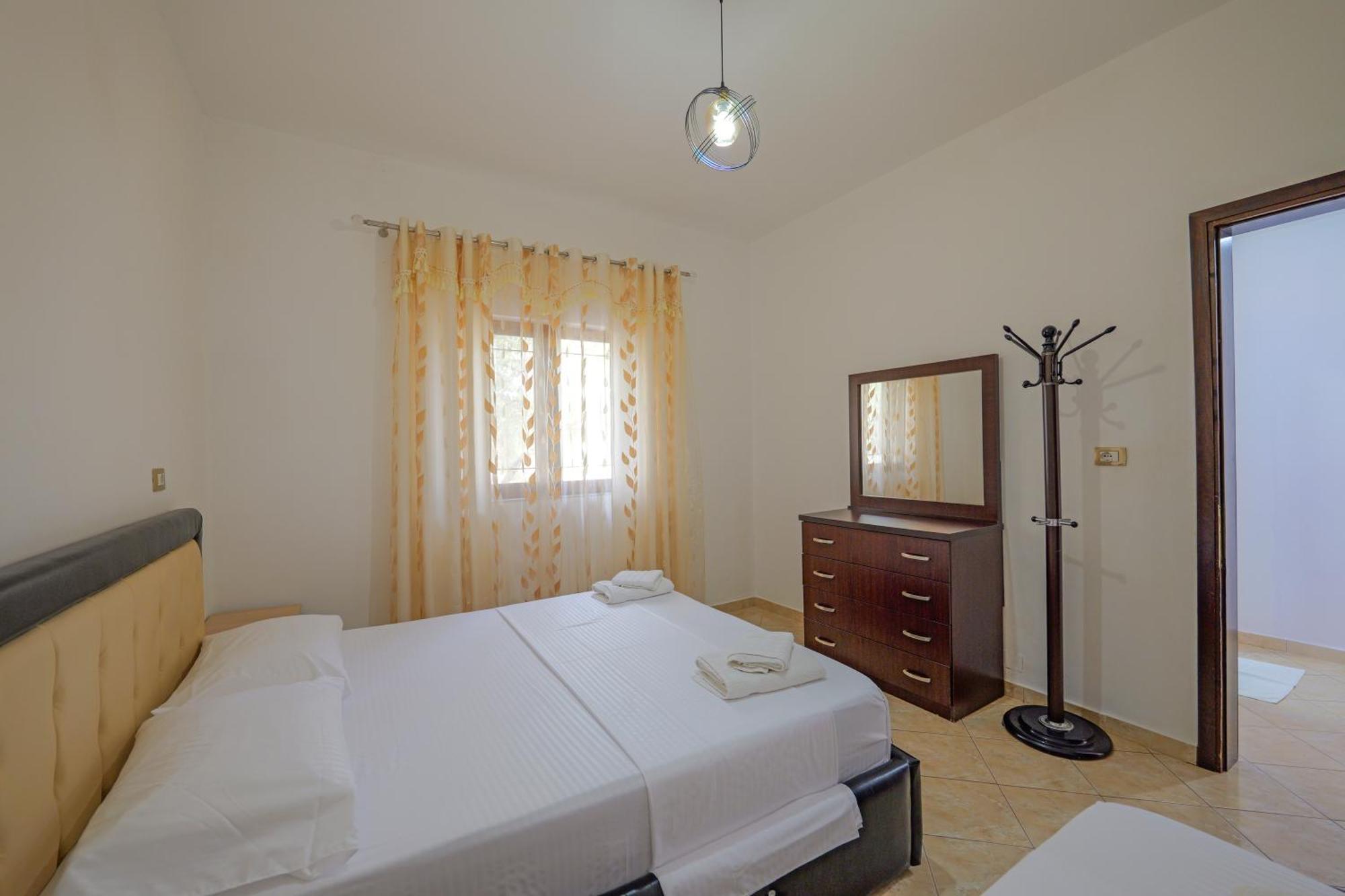 Brahimi Guest House Ksamil Exterior foto