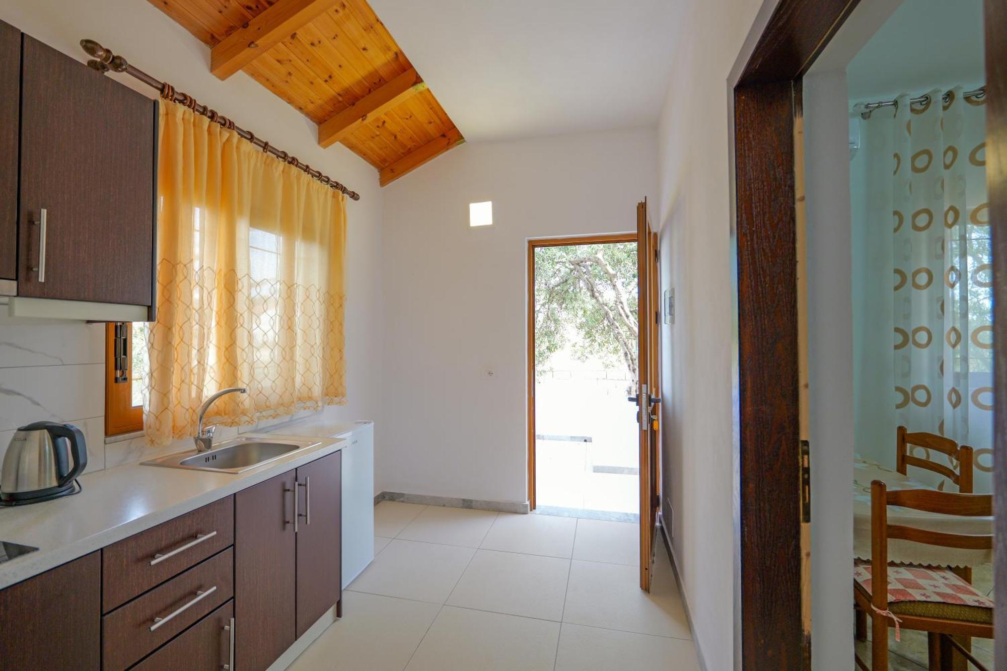 Brahimi Guest House Ksamil Exterior foto