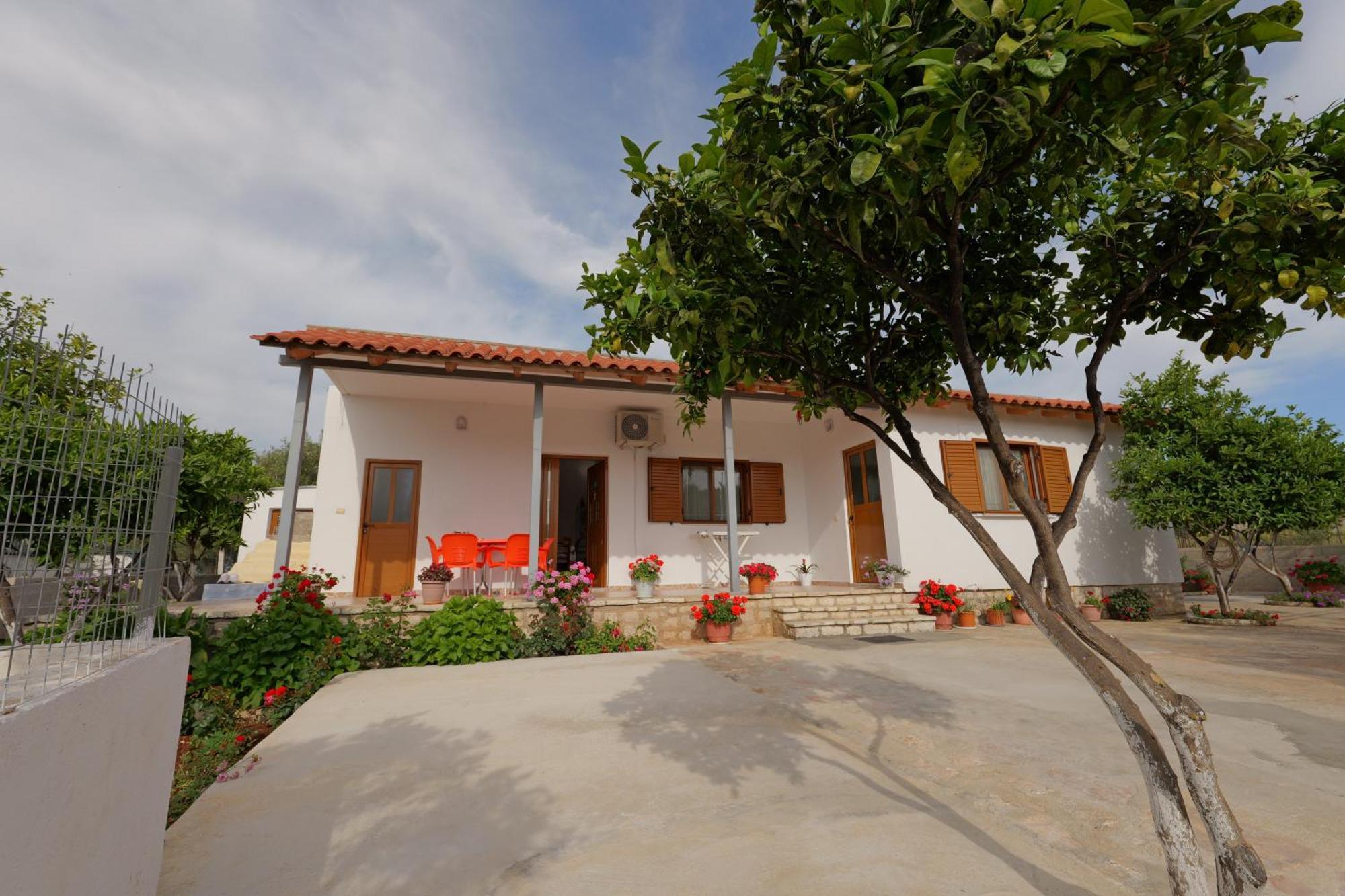 Brahimi Guest House Ksamil Exterior foto