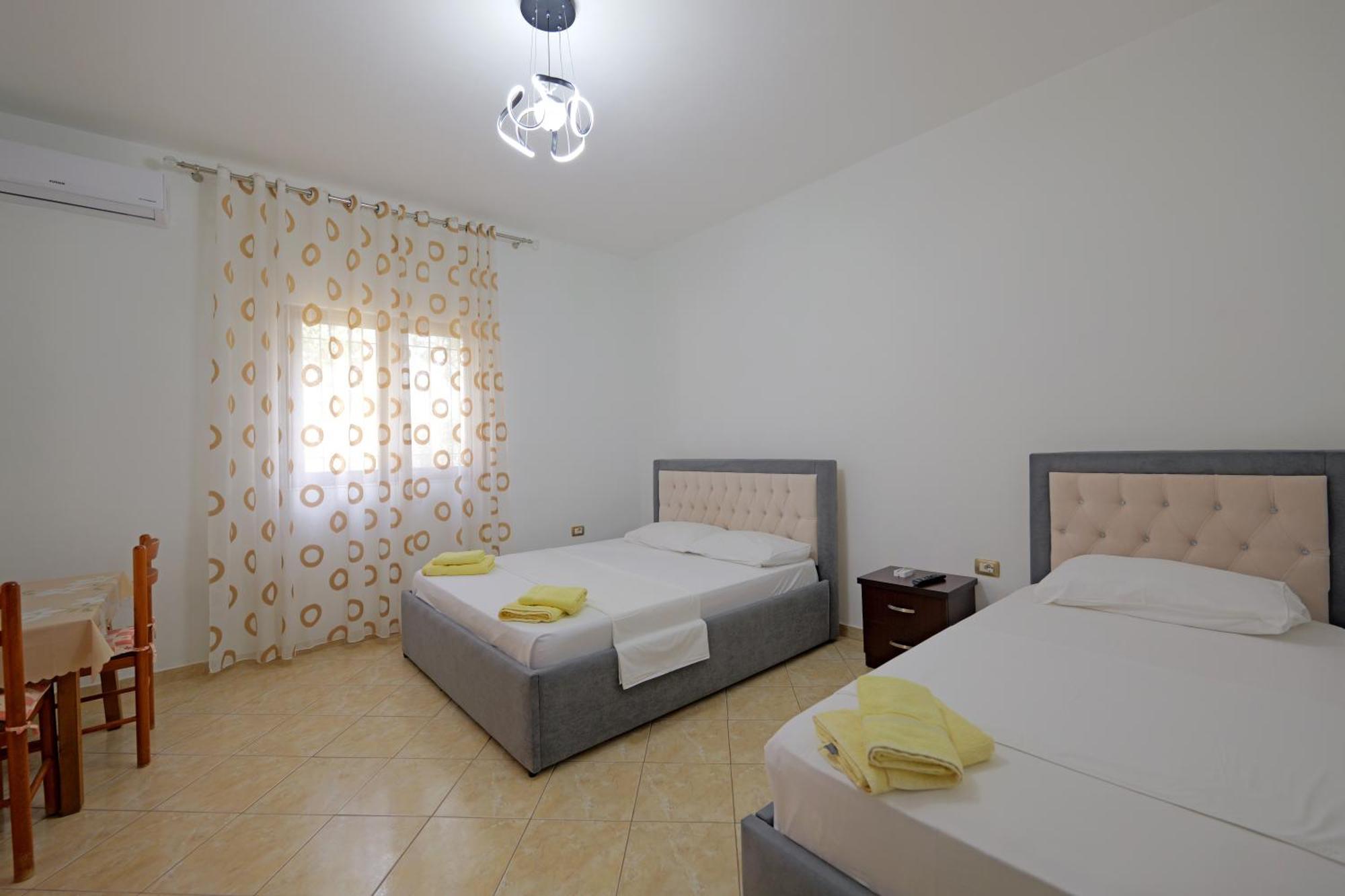 Brahimi Guest House Ksamil Exterior foto